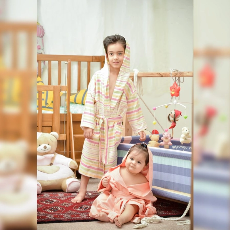 حوله تن پوش کودک سایز 60 یزدی طرح راه راه